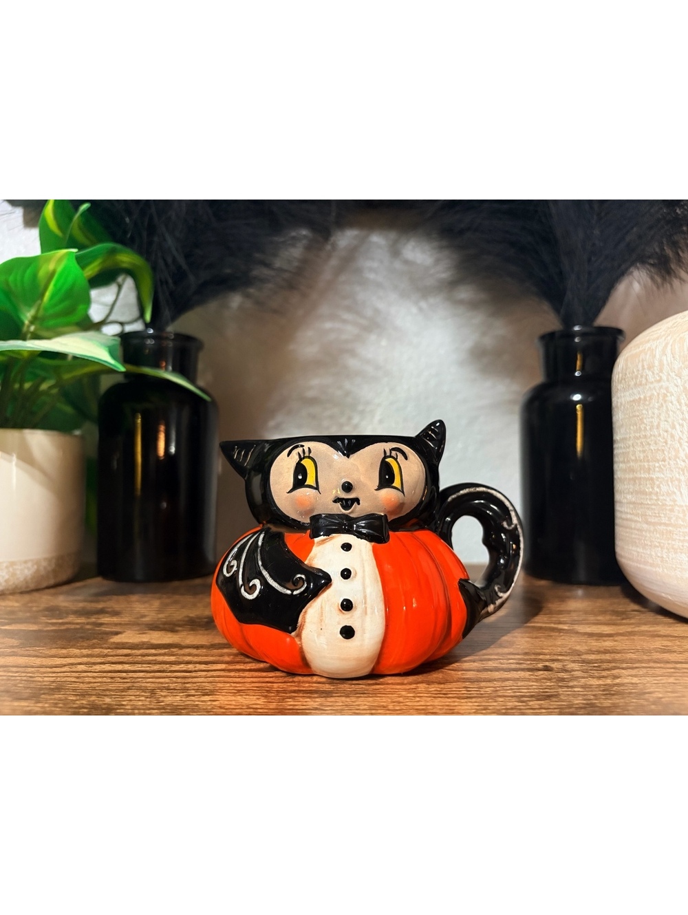 Johanna Parker Bat Creamer Dish